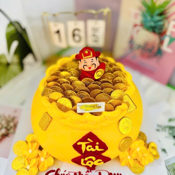 Bánh khai trương mẫu mới 2025