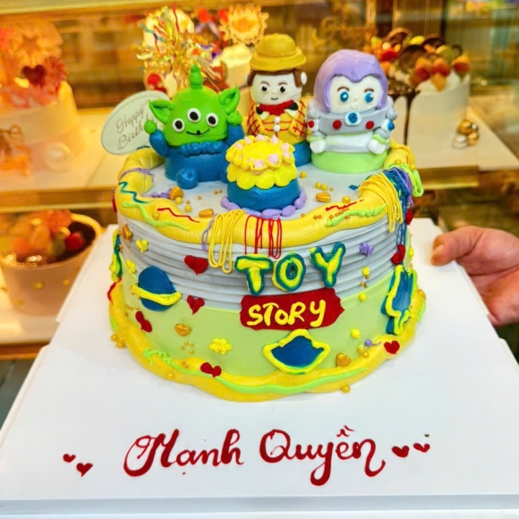 Top Mẫu Bánh Kem Hoạt Hình Hot Trend 2025 – Độc Đáo Và Sáng Tạo