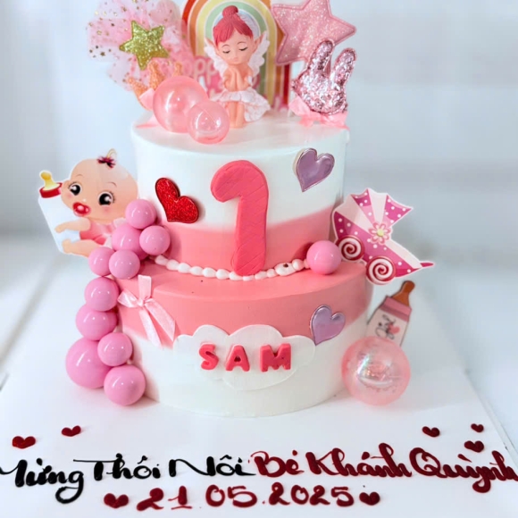 Bánh kem mừng thôi nôi 2 tầng mẫu mới 2025